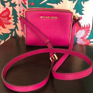 Michael Kors Selma Mini Saffiano Leather Crossbody